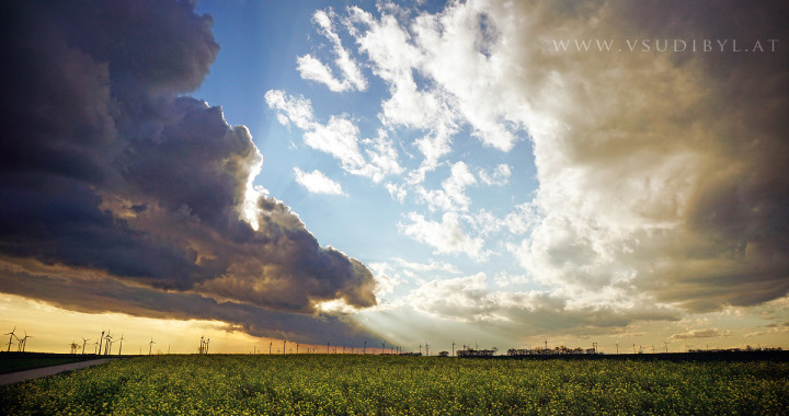 Hoadl-Clouds-web